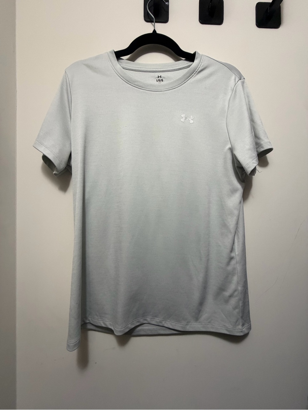 Under Armour UA Tech Twist Shirt Women’s L Halo Gray Athletic Tee